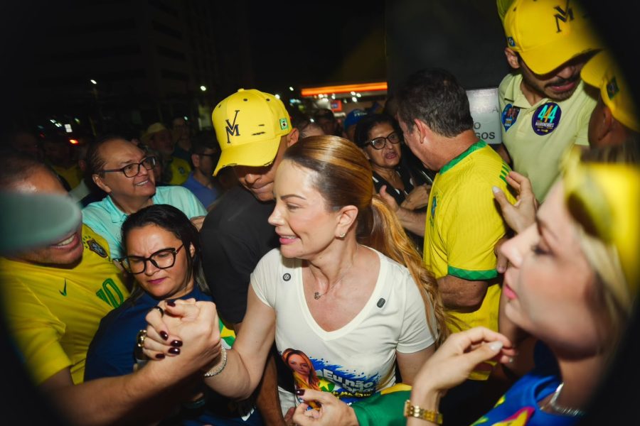 Virginia Mendes brilha em estreia e conquista vaga na Câmara