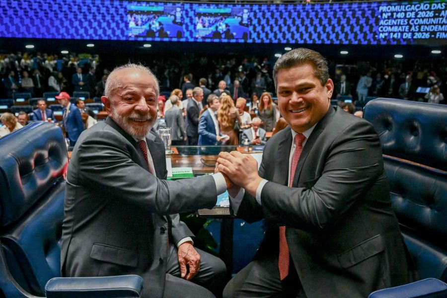 Vitória de Lula fortalece Davi Alcolumbre na disputa pela Presidência do Senado
