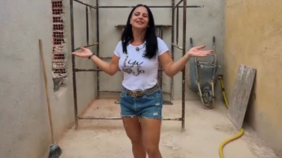 Viviane Araújo mostra andamento da obra de sua nova mansão e faz revelação